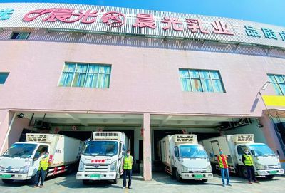 晨光鲜牛奶 一杯“1小时新鲜”背后的深圳故事